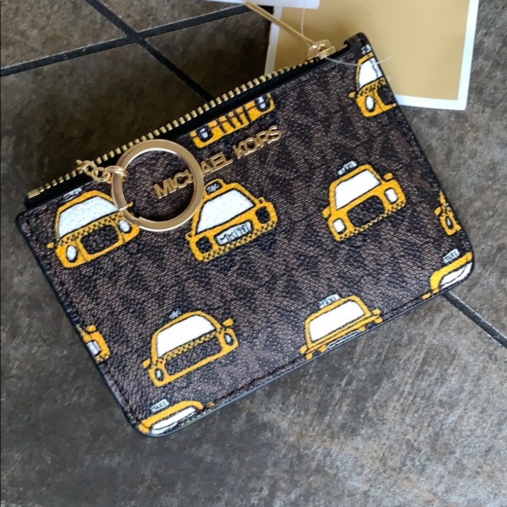 NEW YORK CITY Jet Set Travel Sm TZ Coinpouch - Picture 14 of 16